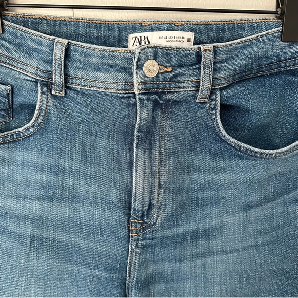 Zara (8) Cropped and Cuffed Dark Wash Blue Denim - Picture 3 of 13